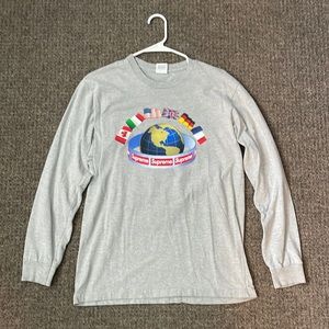 Supreme world t shirt